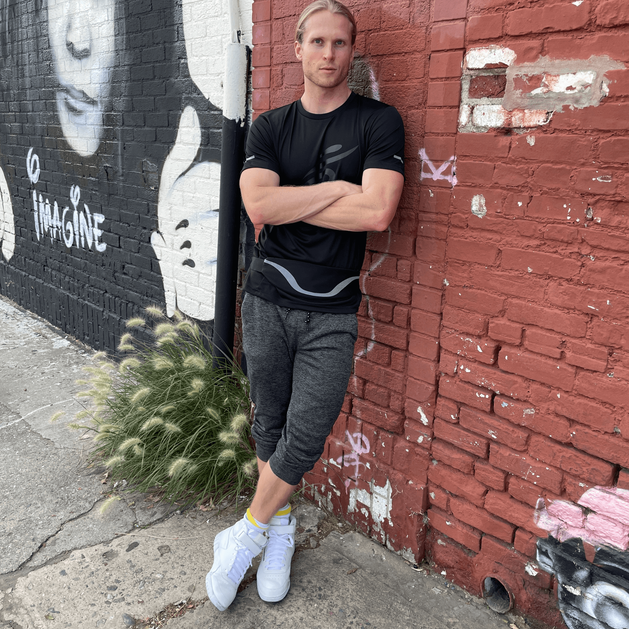 Reflective Running Belt — Water-Resistant Sport Waist Pack